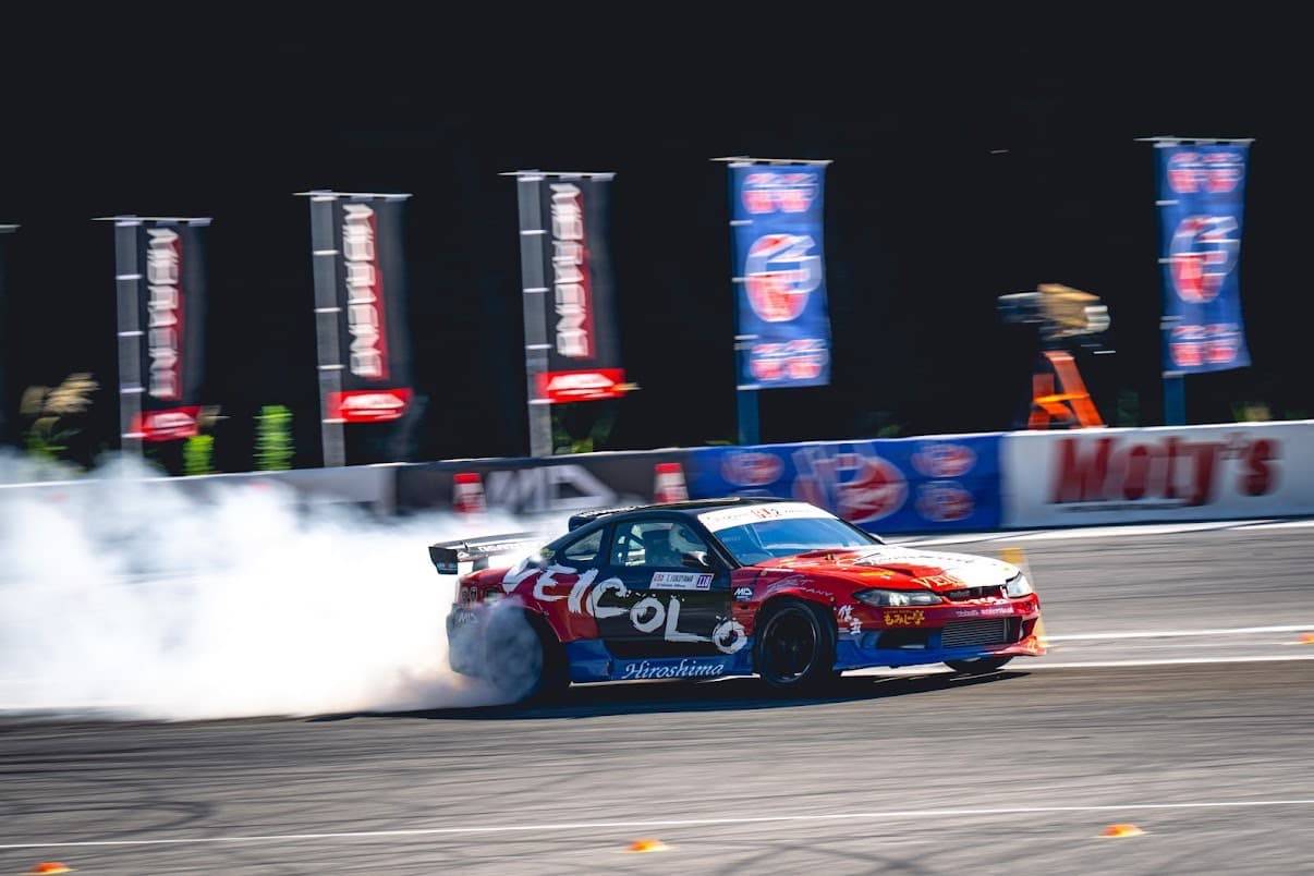 ハヤブサ陸送 横山 FORMULA DRIFT JAPAN2（FDJ2） に参戦