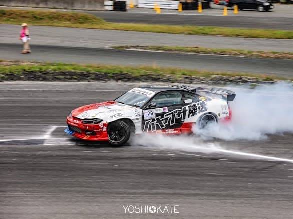 ハヤブサ陸送 横山 FORMULA DRIFT JAPAN2（FDJ2） に参戦