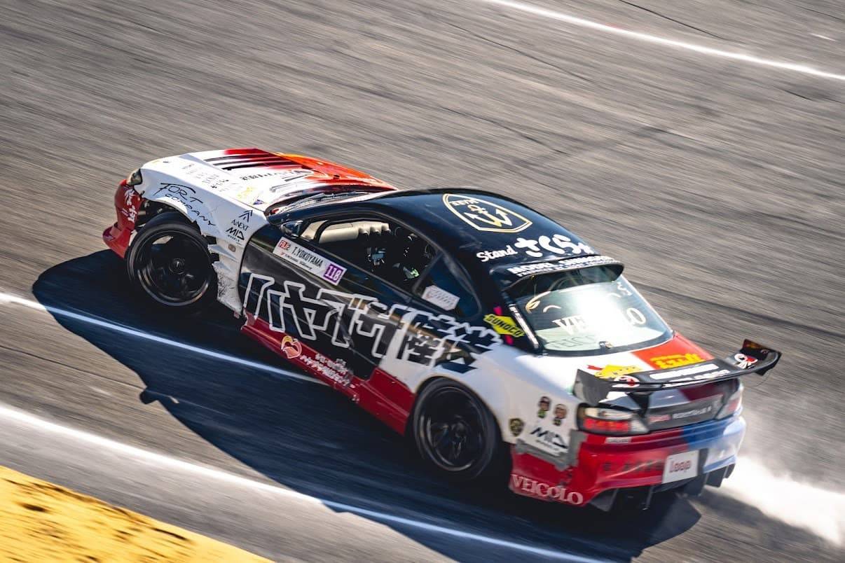 ハヤブサ陸送 横山 FORMULA DRIFT JAPAN2（FDJ2） に参戦