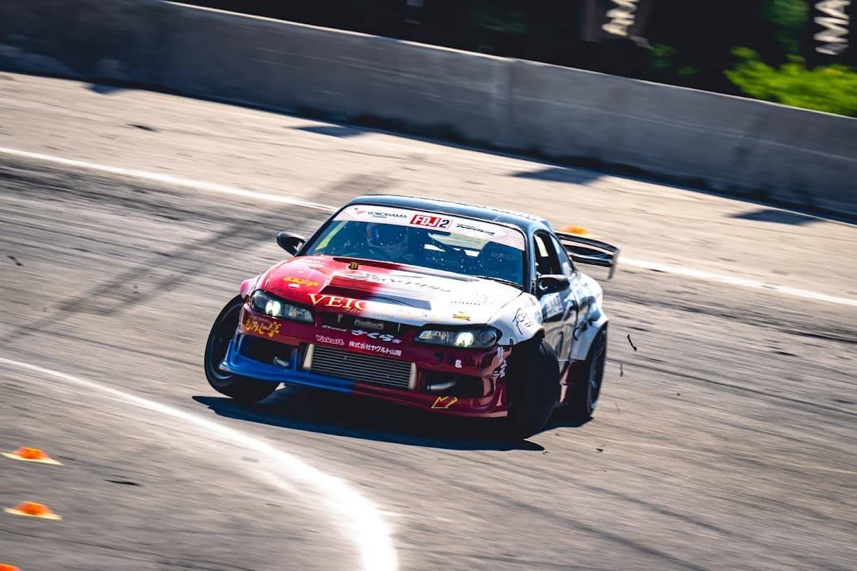 ハヤブサ陸送 横山 FORMULA DRIFT JAPAN2（FDJ2） に参戦